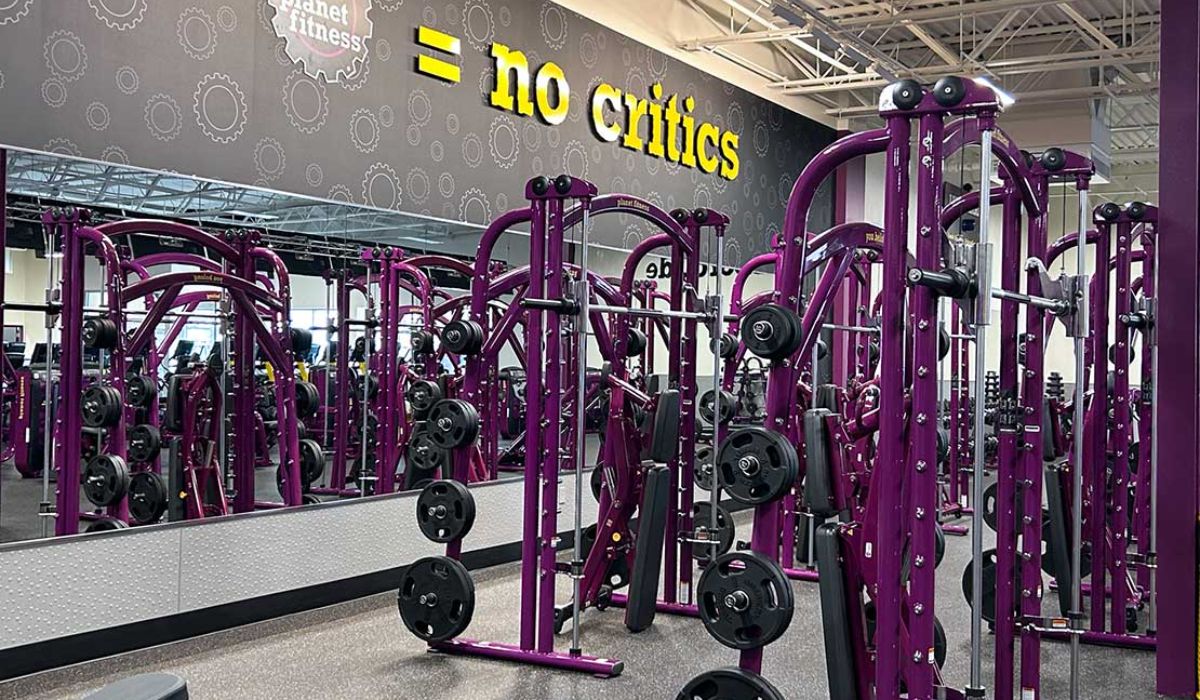 Planet Fitness, Giant Eagle helping those affected by storms